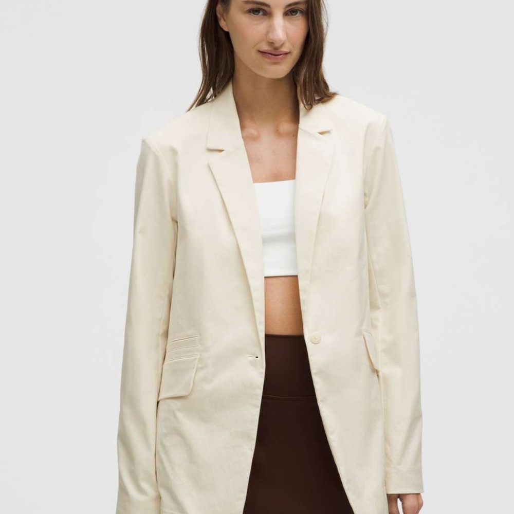 Lululemon Athletica Relaxed-Fit Twill Blazer in Bone